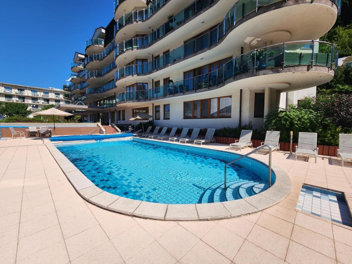 Ferienwohnung Kristoff Plaza Trencianske Teplice Trenčín Exterior foto