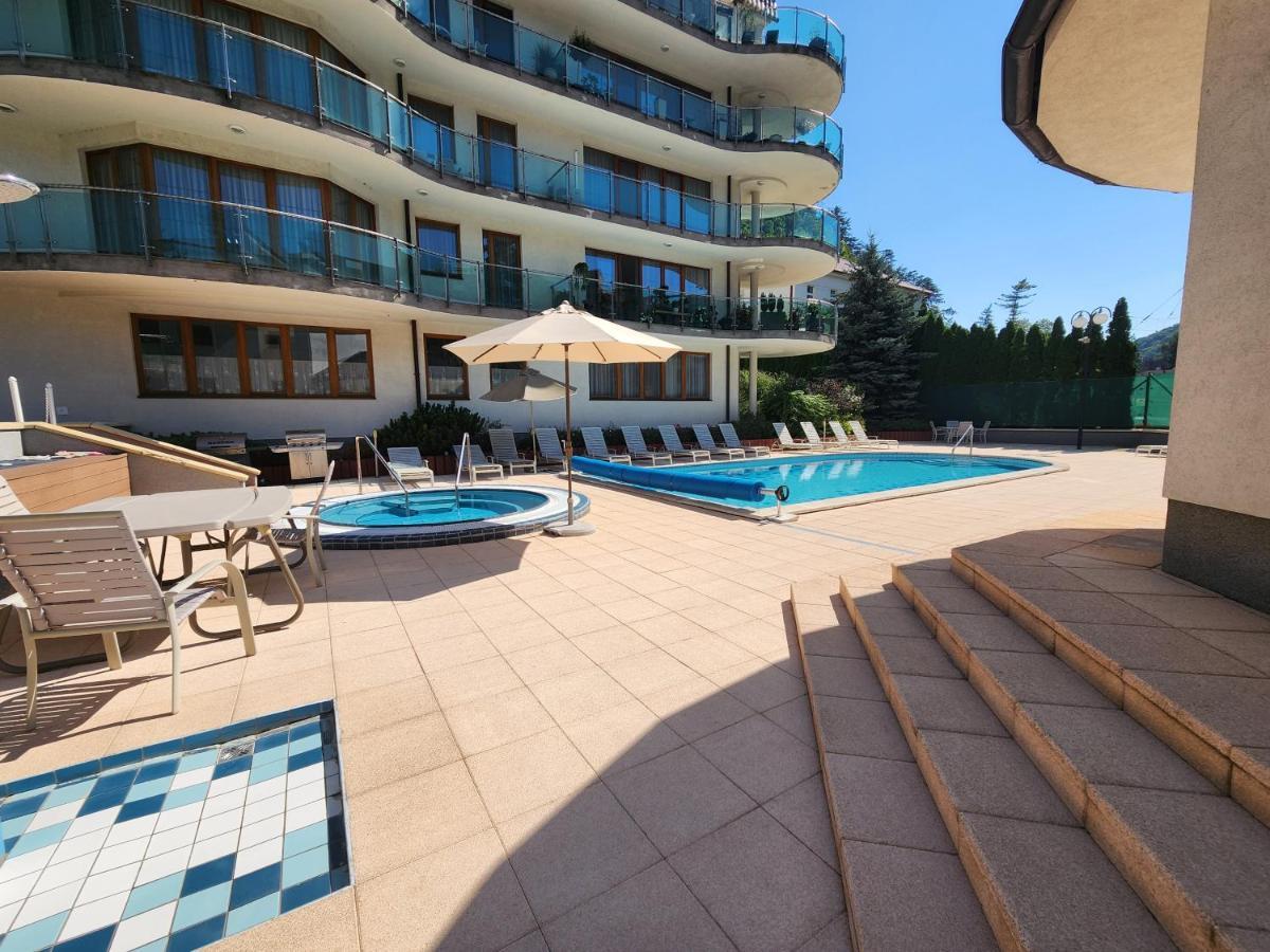Ferienwohnung Kristoff Plaza Trencianske Teplice Trenčín Exterior foto